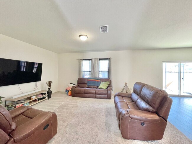Building Photo - 4931 Jovian-