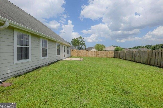 Building Photo - 107 Cypress Bend