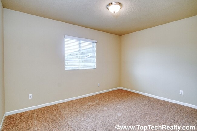 Building Photo - Lovely 4 BD* 2.5 BA* Corner Lot Single Family Home Located In Covetted Abbey Creek Community In N...
