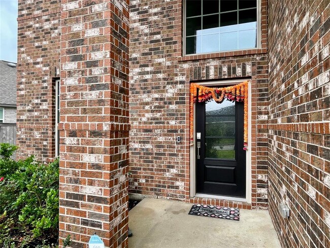 Building Photo - 31603 Rosebud Vly Ln