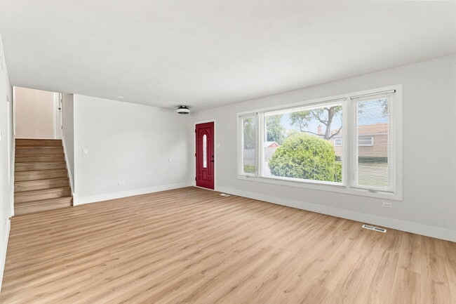 Building Photo - 9300 Major Ave