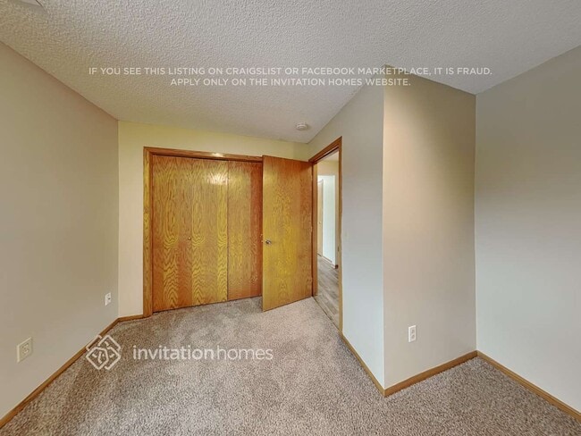 Building Photo - 1370 Willow Creek Ln