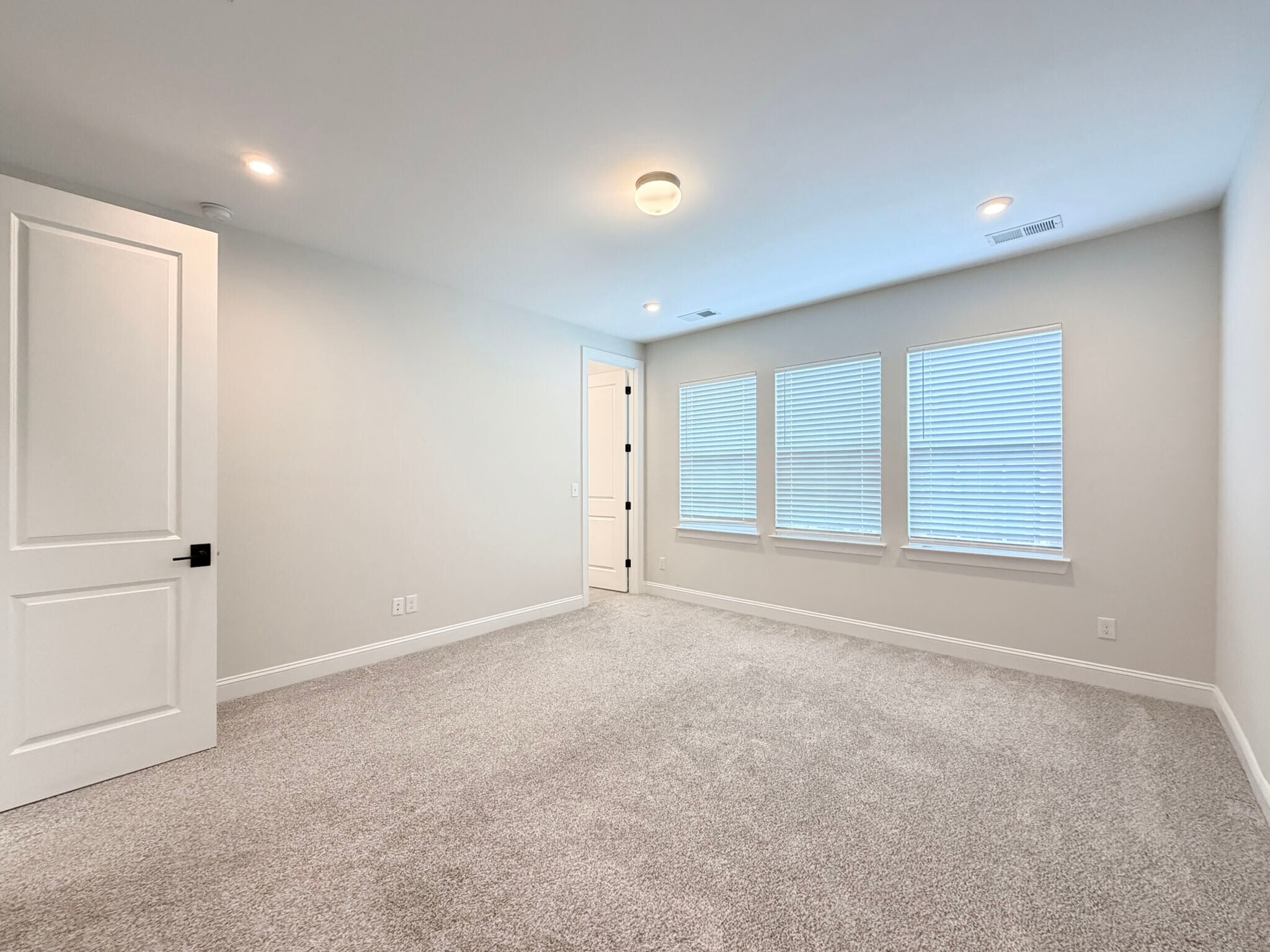 Building Photo - 829 Amley Pl