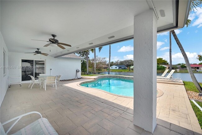 Building Photo - 5081 SW 119th Ave