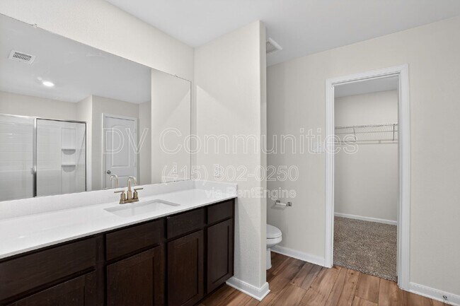 Building Photo - 512 Albert Anthony St