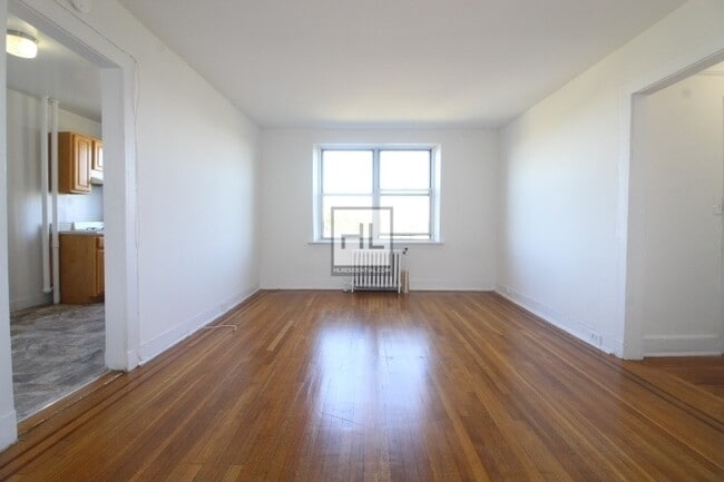 Primary Photo - FORT HAMILTON PARKWAY _ Large 1-Bedroom