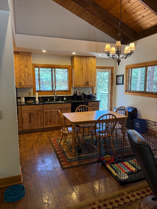 Building Photo - 1025 Tomahawk Trail