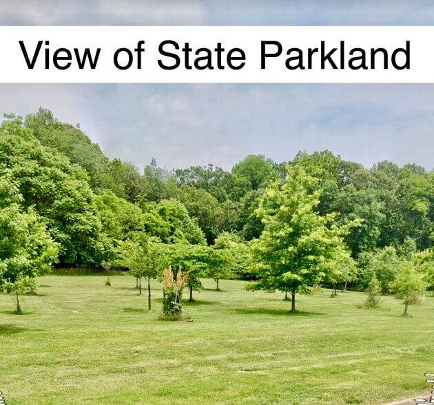 WALKING DISTANCE TO PARK - 38 N Rosedale St