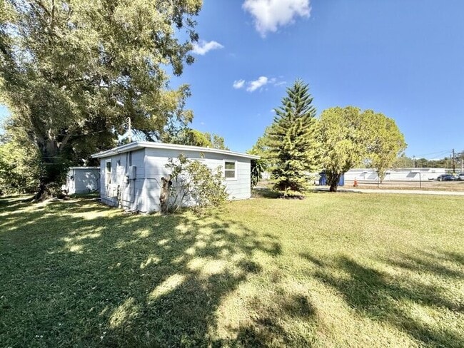 Building Photo - 4091 58th Ave N