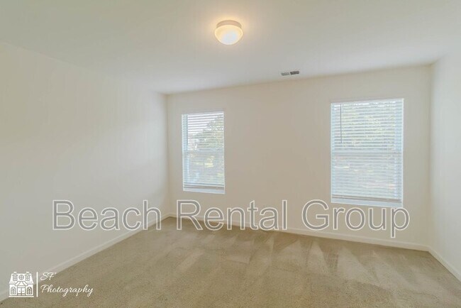 Building Photo - 109 Oxfordshire St