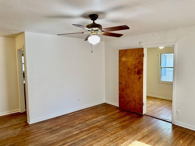 Building Photo - 931 Cheatham St