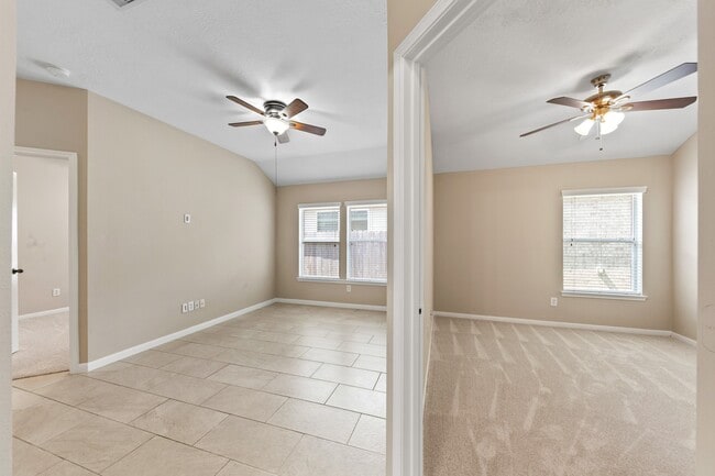 Building Photo - 731 Pickett Hill Ln