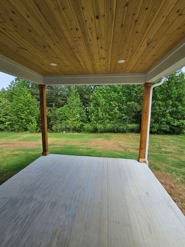 Building Photo - Brand-New 3-Bedroom Home with Bonus Room, 2-Car Garage, and Maintenance-Free Living