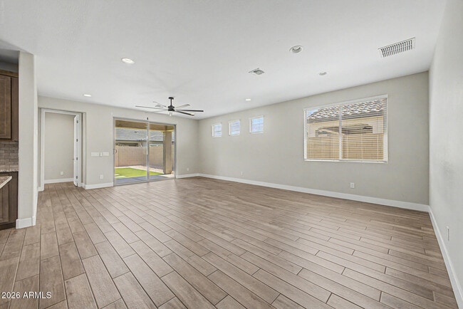 Building Photo - 9701 E Spiral Ave