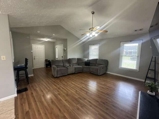 Building Photo - 6342 Foxlake Dr