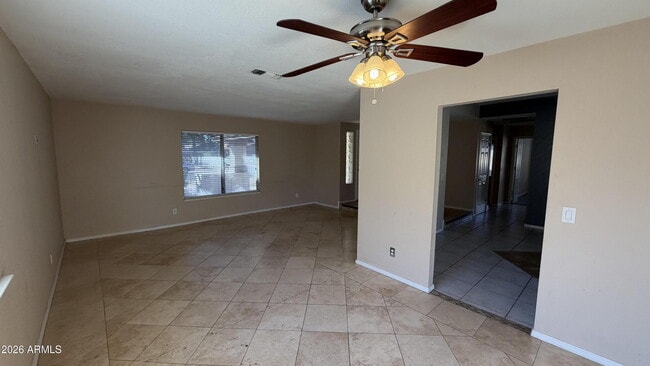 Building Photo - 4624 W Chicago St