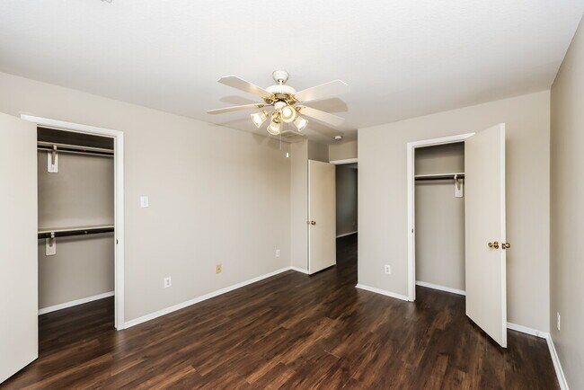 Building Photo - 20627 Sycamore Crest Ln