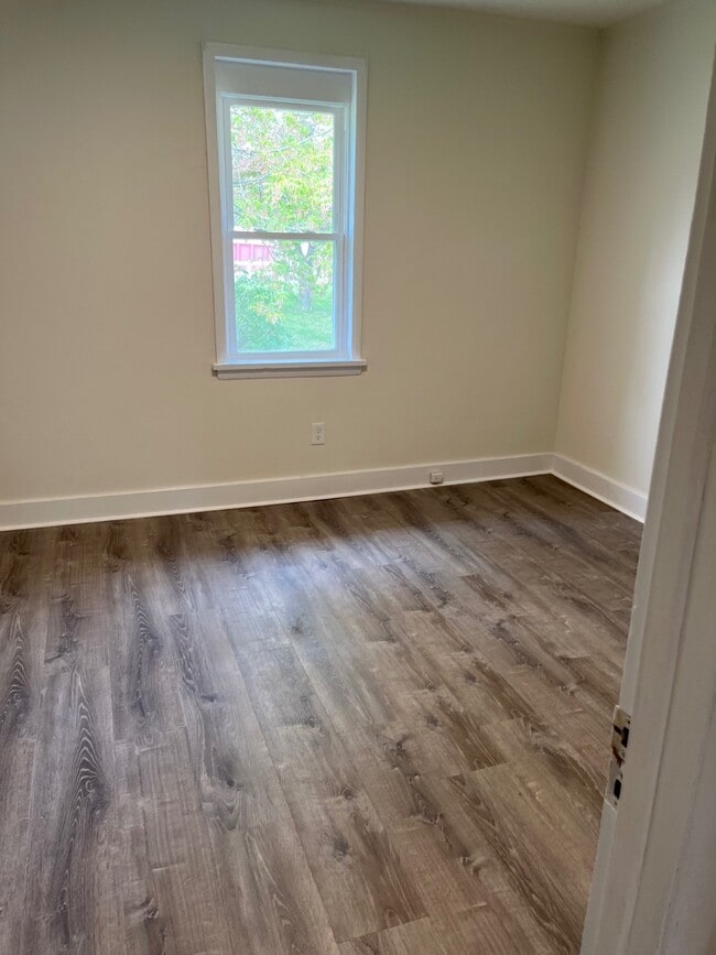 Building Photo - 6670 Black Horse Pike
