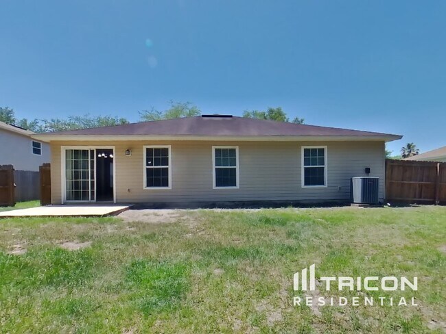 Building Photo - 86294 Cartesian Pointe Dr
