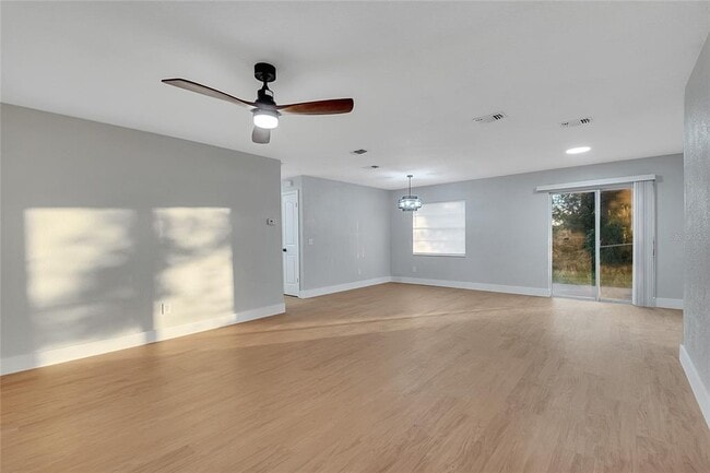 Building Photo - 2328 Dae Ct