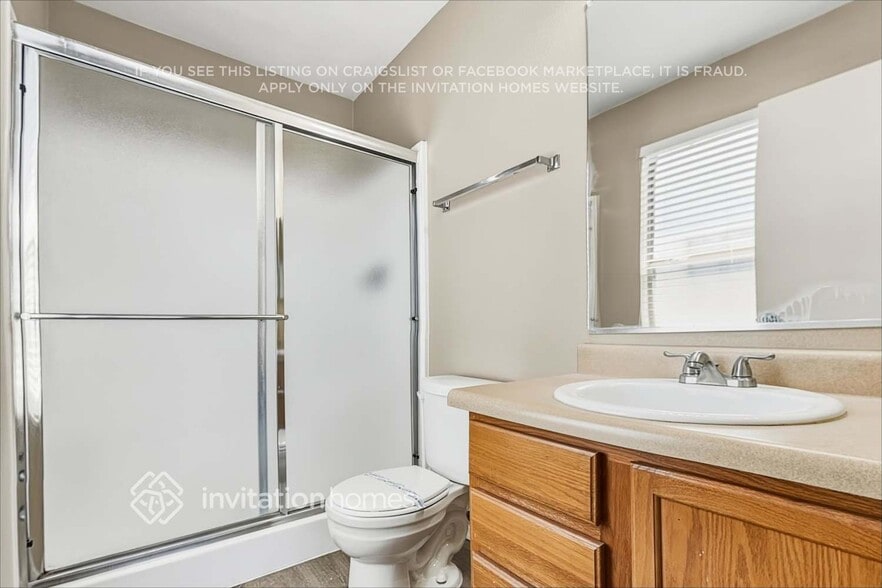 Building Photo - 3035 E Santa Rosa Dr