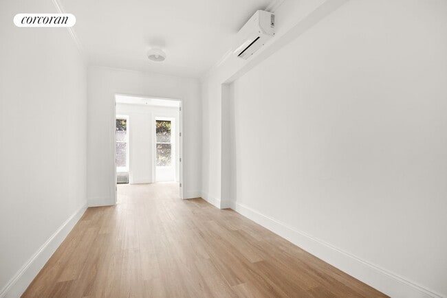 Building Photo - 125 2nd Pl