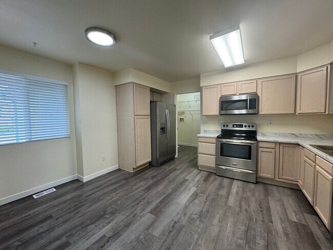 Building Photo - Coming Soon - Updated 3 bedroom Ranch 1 level
