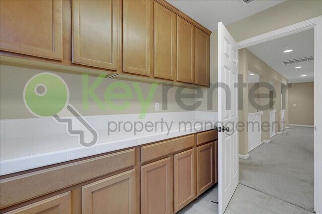 Building Photo - 1444 Eaglesfield Ln