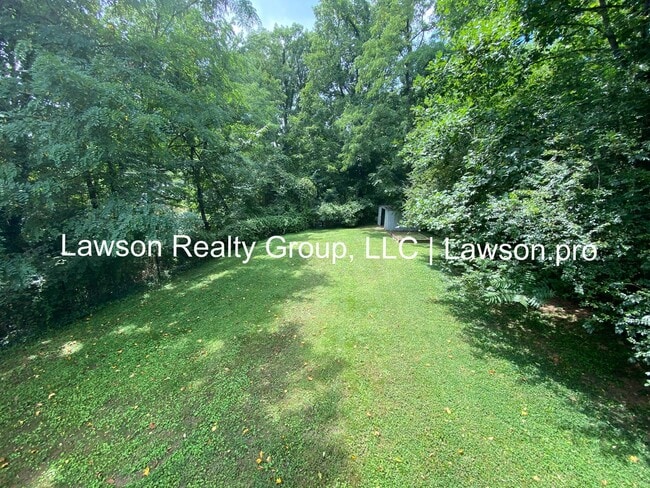 Building Photo - Two Bedroom Home In Salem with Spacious Ya...