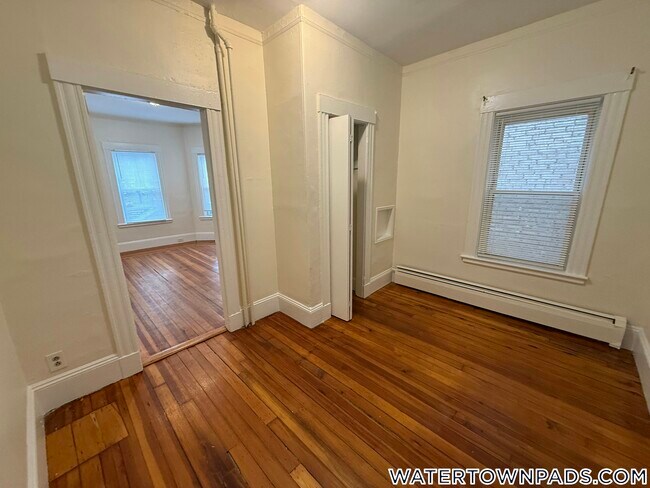 Building Photo - 86 Prentiss St