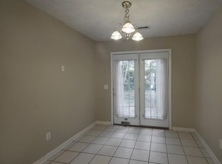 Building Photo - 1452 Middleborough Ct