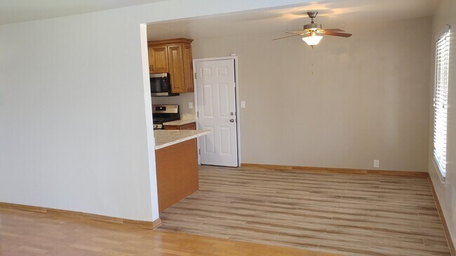 Building Photo - AMAZING Updated 3 Bedroom/2 Bath Home in Good School Area! - BERRYESSA