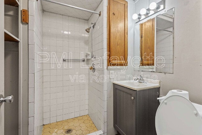 Building Photo - 131 S 28th St