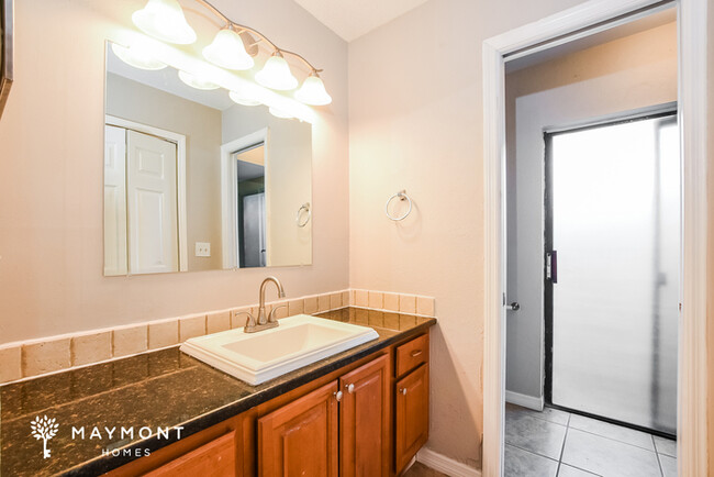 Building Photo - Charming 4-Bedroom Home in Lake Mary