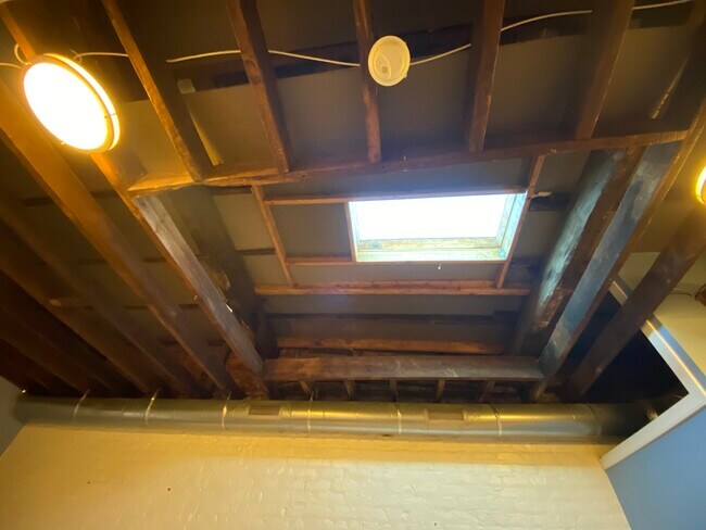 Exposed beams and skylight - 17 N 17th St