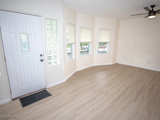 Building Photo - 3219 W 86th St