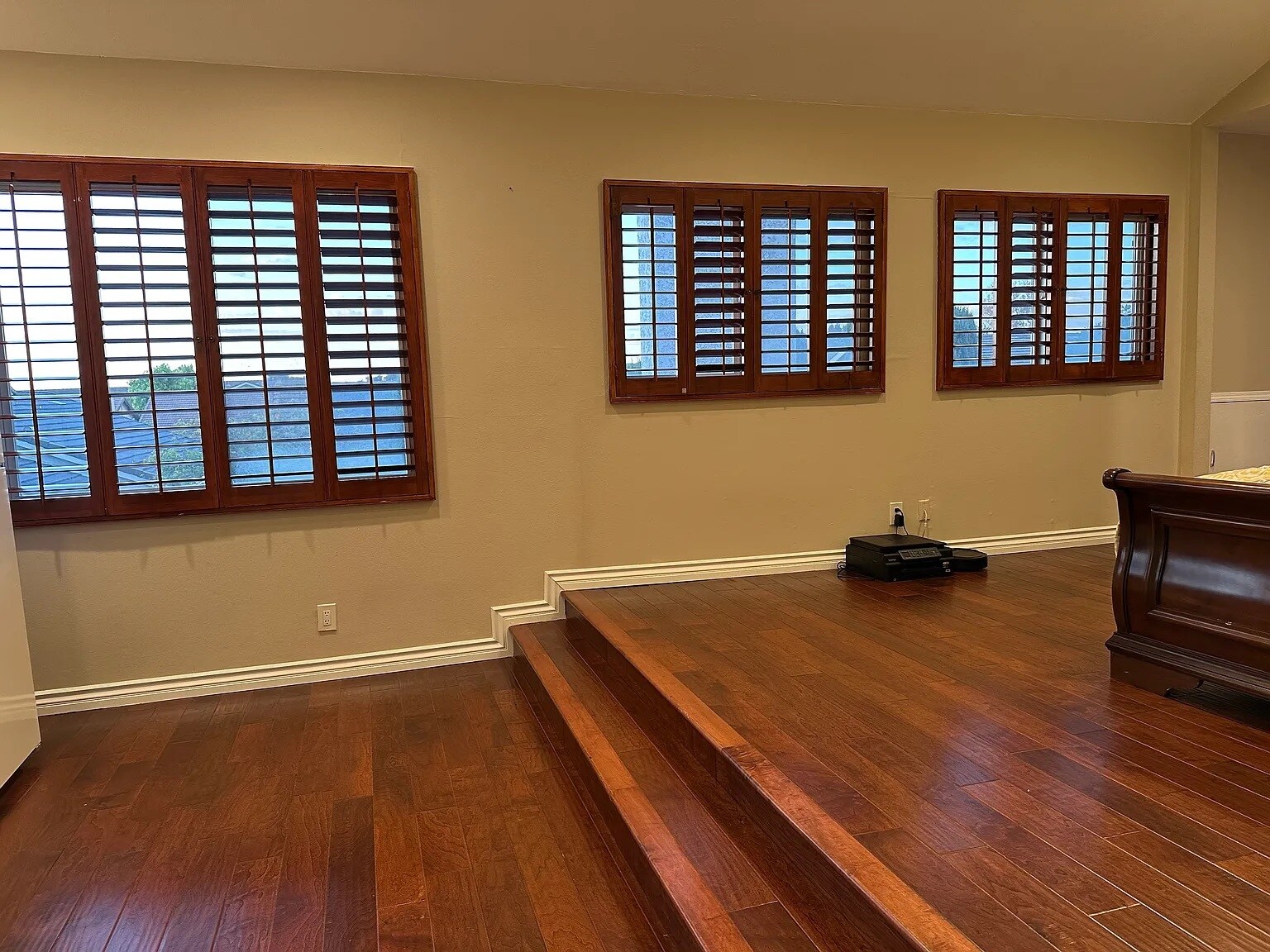 Building Photo - 11 Deerwood E