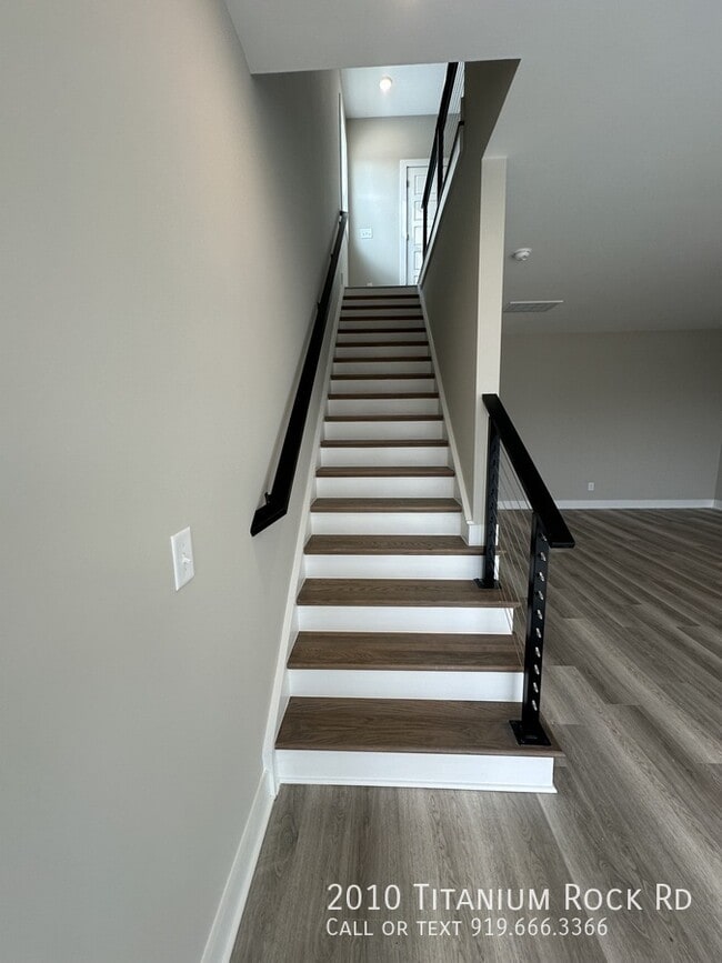 Building Photo - 2010 Titanium Rock Rd