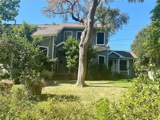 Primary Photo - 1811 W 39th St