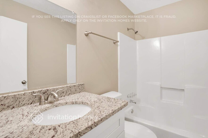 Building Photo - 215 Winston Dr