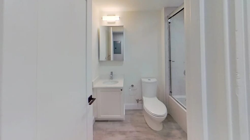 Building Photo - 12 Lopez Ave