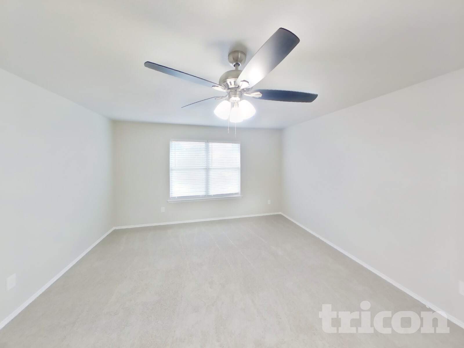 Building Photo - 909 Zoe St