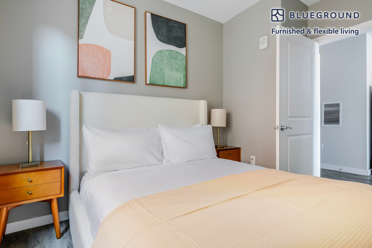 Building Photo - 10 Essex St