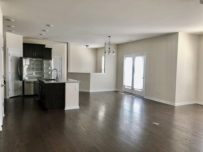 Building Photo - 4 Bed, 3 Bath in Desirable Apex