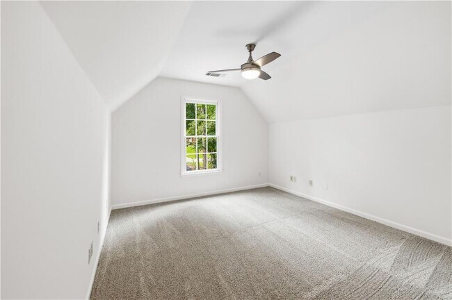 Building Photo - 2530 Wellsley Ln