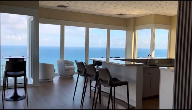 Building Photo - 1370 S Ocean Blvd