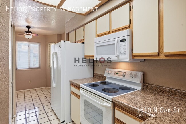 Building Photo - 1510 N Oak St
