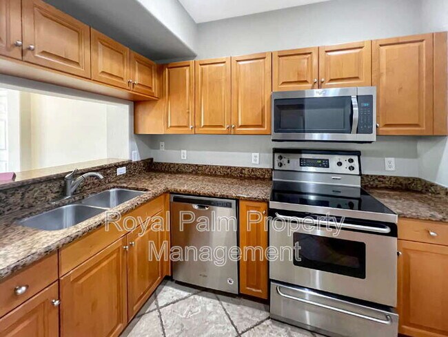 Building Photo - 13110 Bella Casa Cir