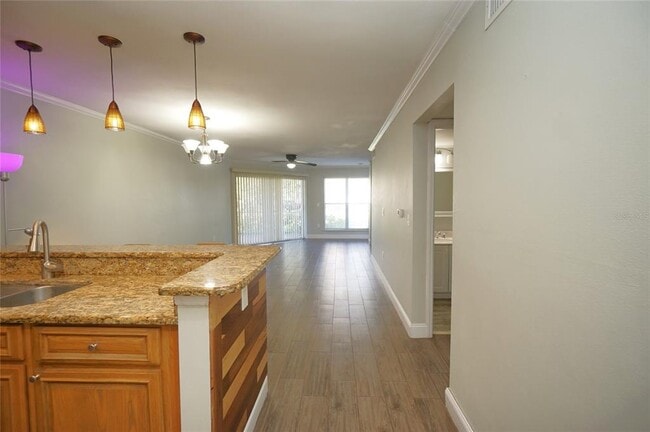 Building Photo - 10122 Winsford Oak Blvd