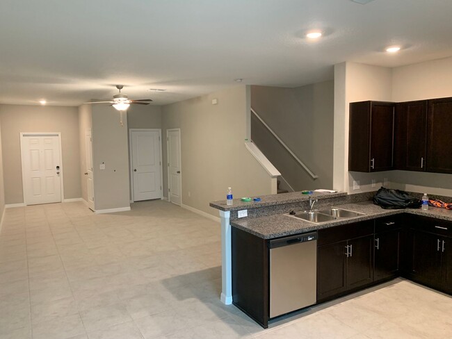 Building Photo - 4461 Globe Thistle Dr